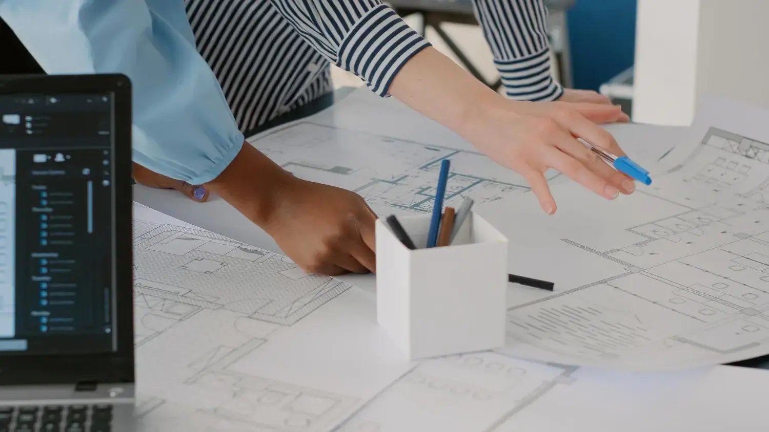 Architects-using-managed-it-support-services-for-architects